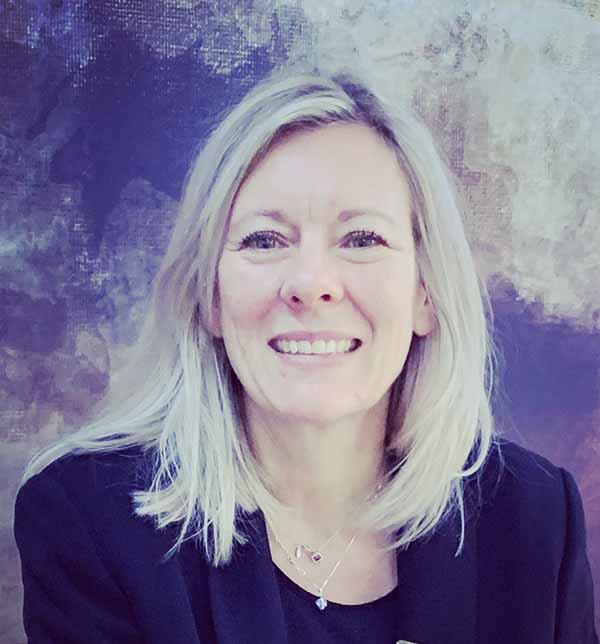 julia barnby julia barnby